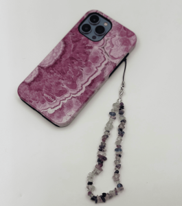 universalus-telefono-pakabukas-laikiklis-su-akmenukais