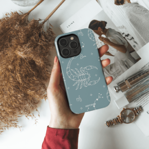 Hopcover iPhone telefono deklas su zodiaku skorpionas melynos spalvos