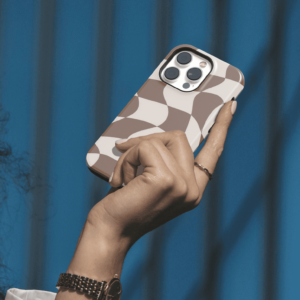 Hopcover iPhone telefono dekliukas rudos spalvos languotas printas